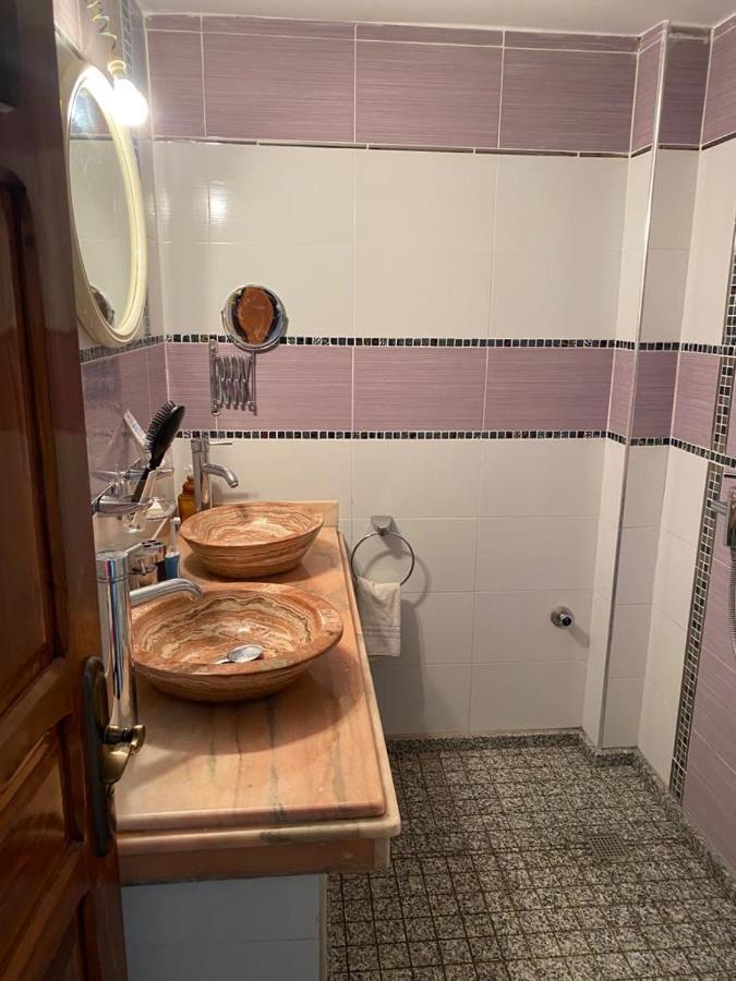 Yasin Apartment